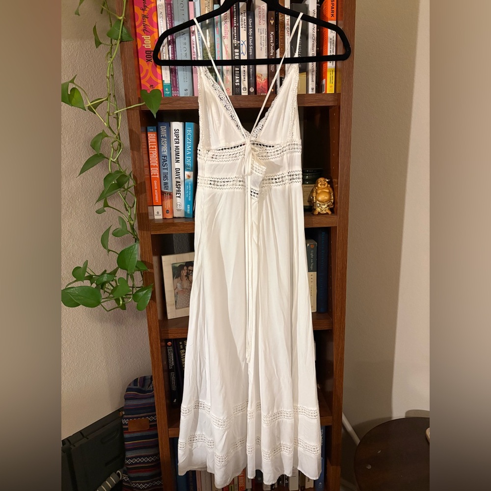 Forever 21 White Lace Detail Boho Maxi Dress - Picture 3 of 13